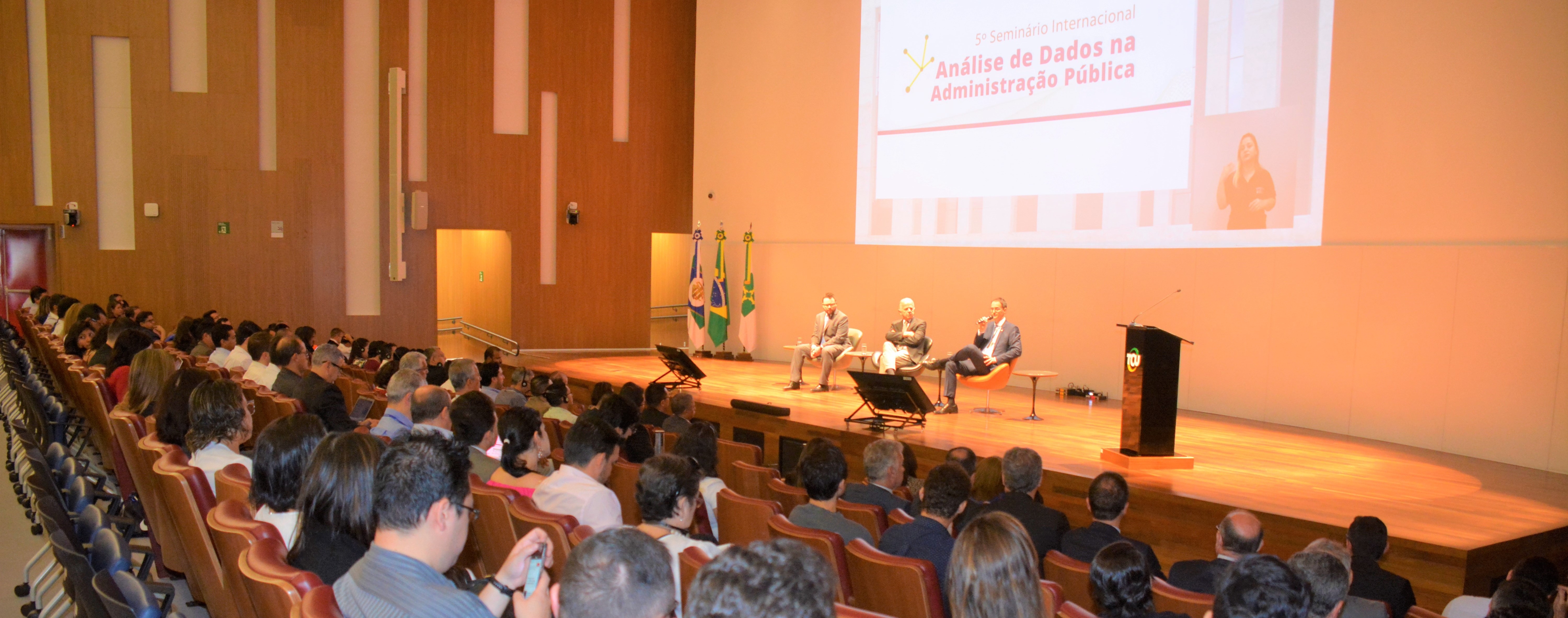 5º Seminário Internacional sobre Análise de Dados na Administração Pública