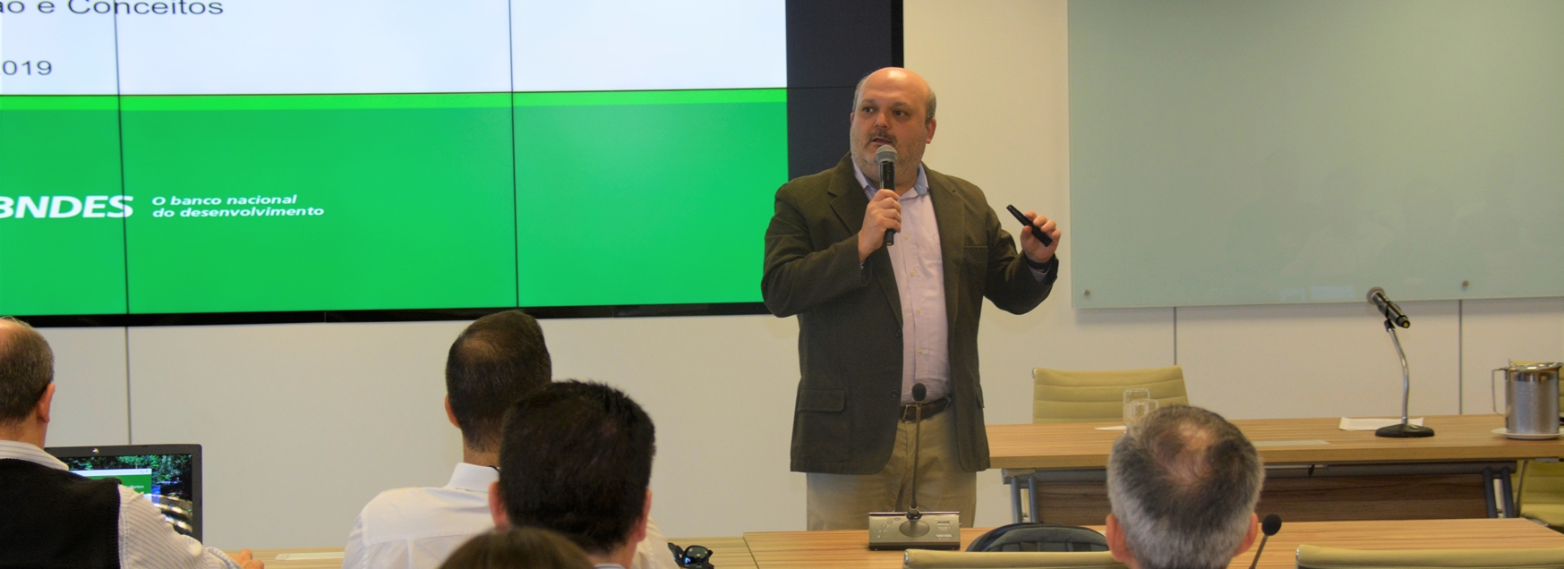 Curso “Blockchain e suas aplicações” na Enap