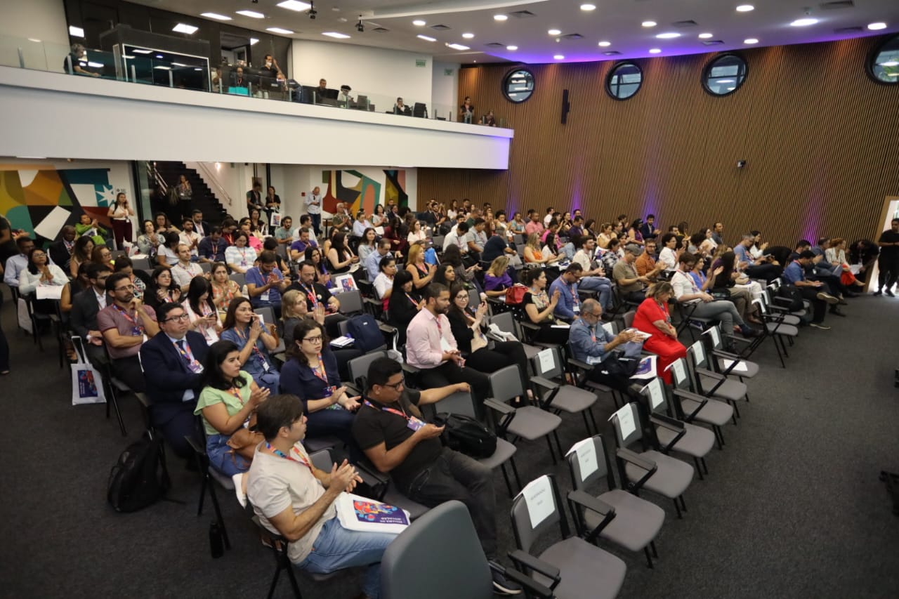 AI: Criatividade e aprendizagem para servidores públicos
