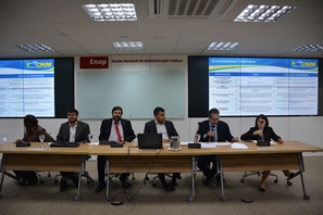 Palestra sobre entidades municipalistas e o apoio à Gestão Pública é realizada na Enap