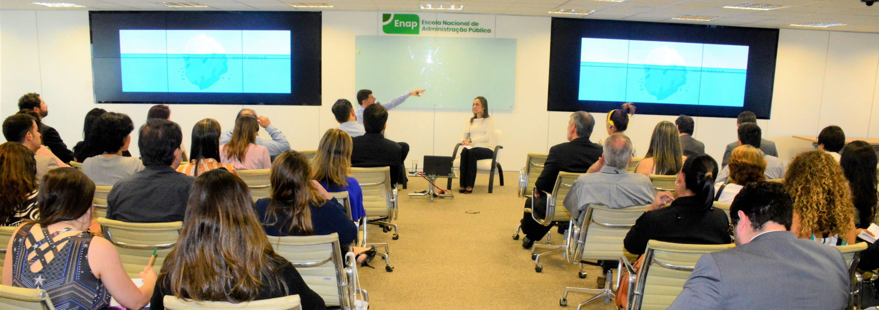 Competências Emocionais no Ambiente de Trabalho em pauta na Enap