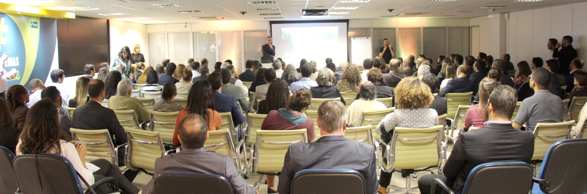 Assista ao vídeo: Enap Fronteiras e Tendências com Otto Scharmer