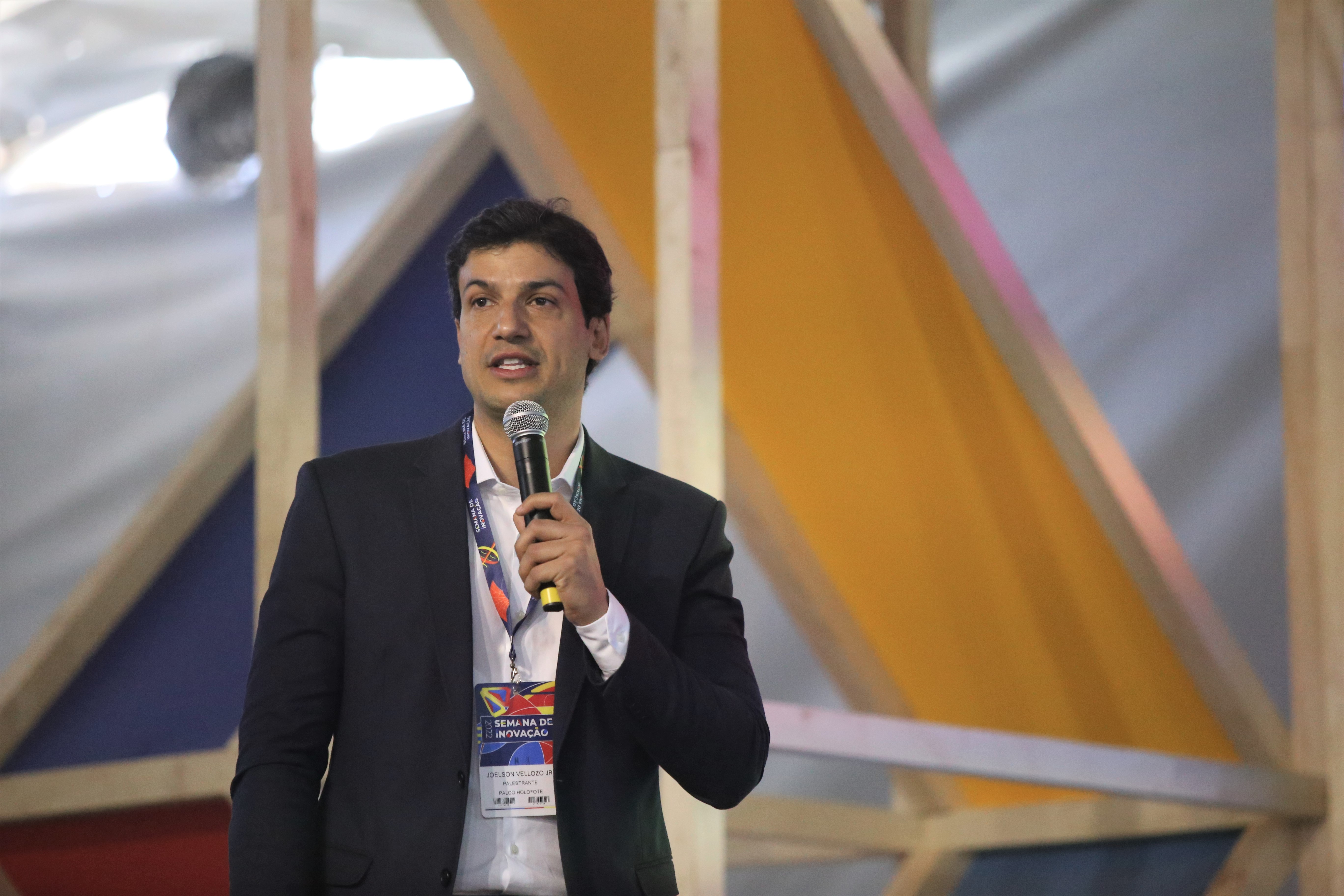 Diretor da Gringo defende desburocrarização para aprimorar uso de carros no Brasil