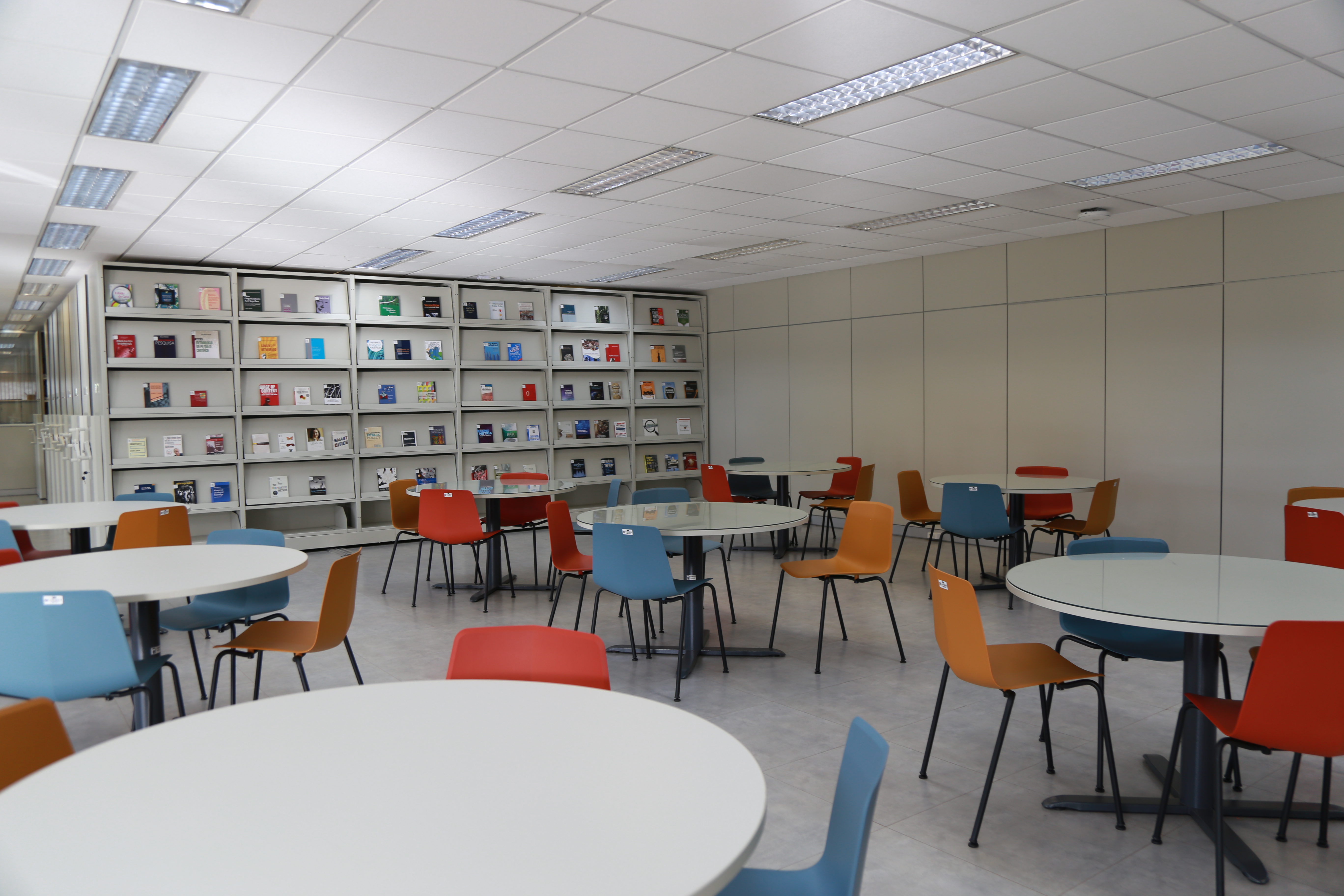 Biblioteca da Enap é reaberta ao público