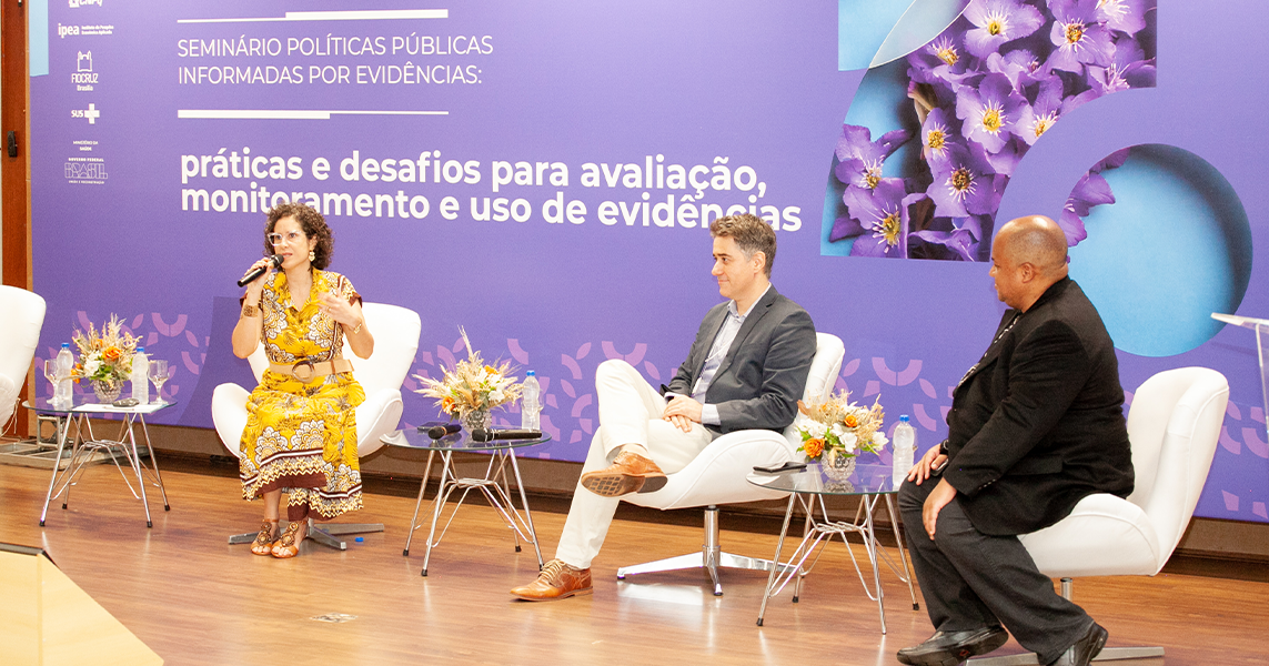 Larissa_Seminario_Evidencias_Fiocruz_INTERNO.png
