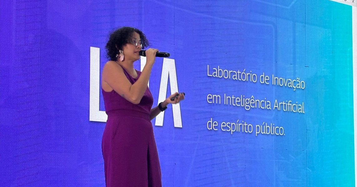 Lista mundial inclui coordenadora-geral do LIIA/Enap como referência em Inteligência Artificial pela segunda vez