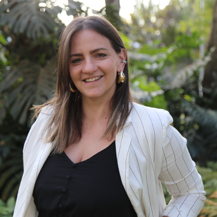Marcela Côrtes Shakir