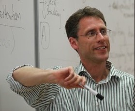 Martin Lodge ministrará curso e conferência na Enap