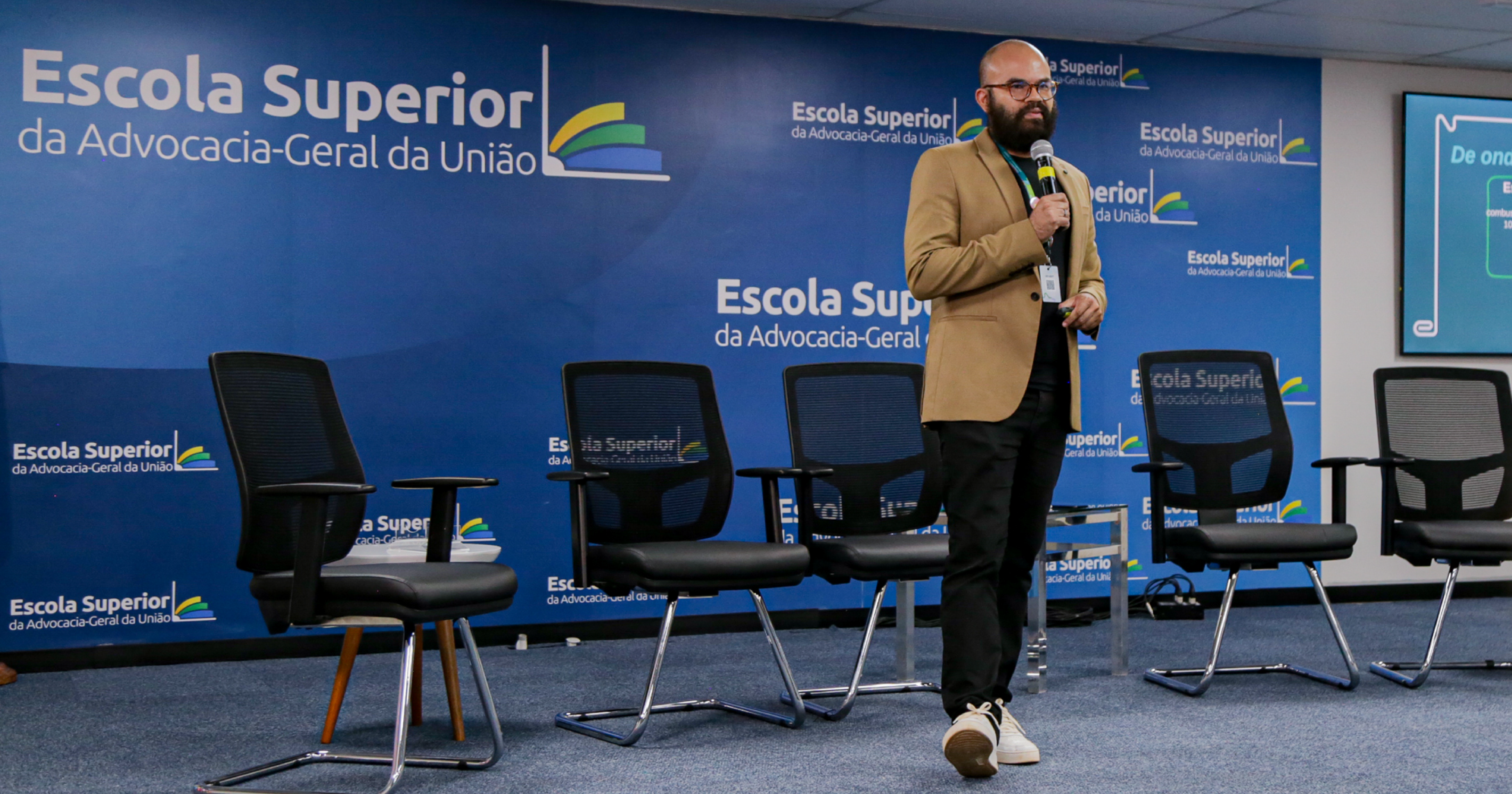 Enap apresenta jornada pioneira na gestão da pegada de carbono no evento Café com PLS