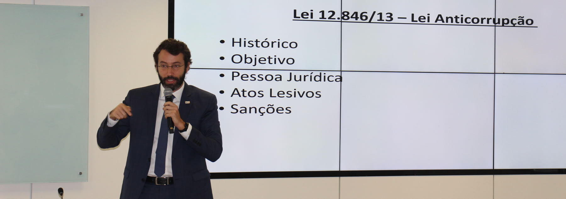 Vídeo: Seminário discute os controles internos da Administração Pública no contexto da Lei Anticorrupção
