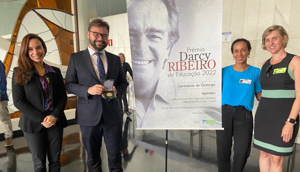 Enap ganha prêmio Darcy Ribeiro 2022