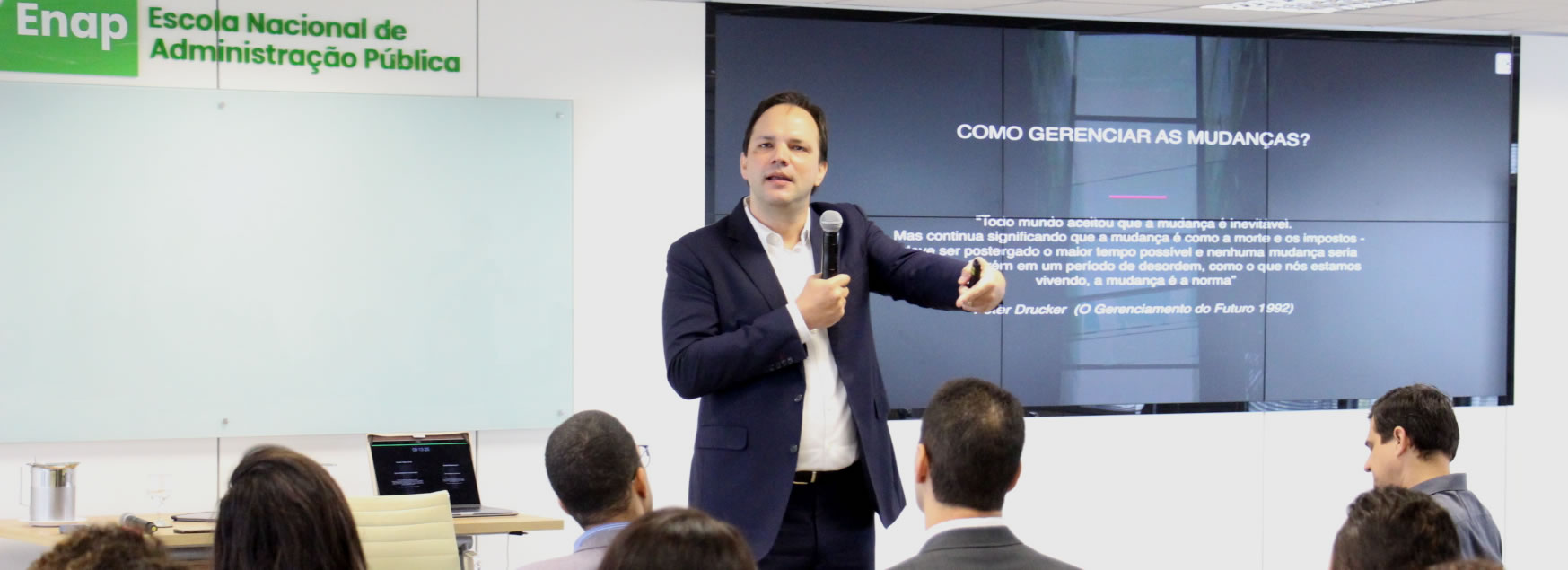 Seminário na Enap discute engajamento e motivação de equipes