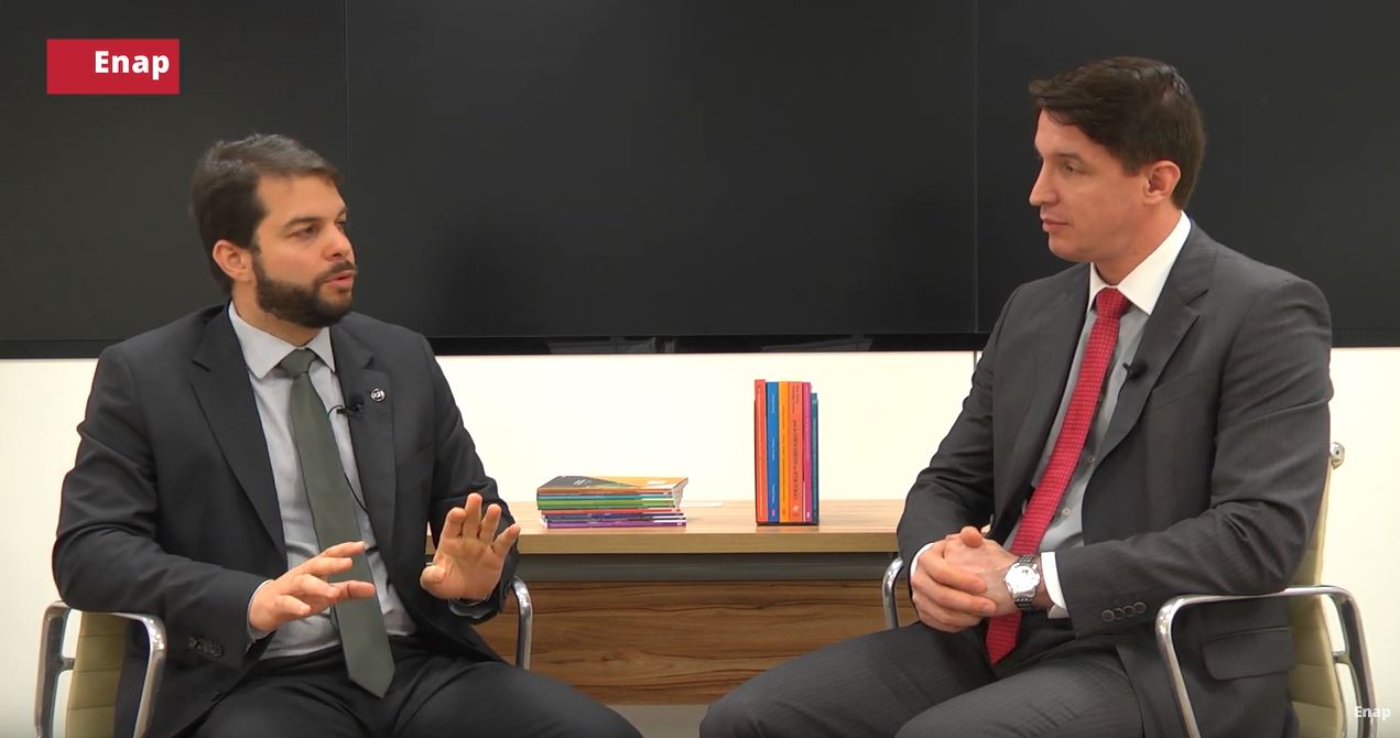 Enap Entrevista com o professor Rafael Sergio Lima de Oliveira parte 2