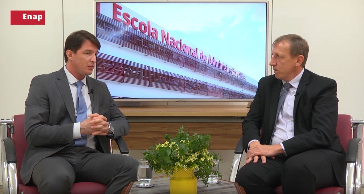 Enap Entrevista sobre infraestrutura com Paul Procee